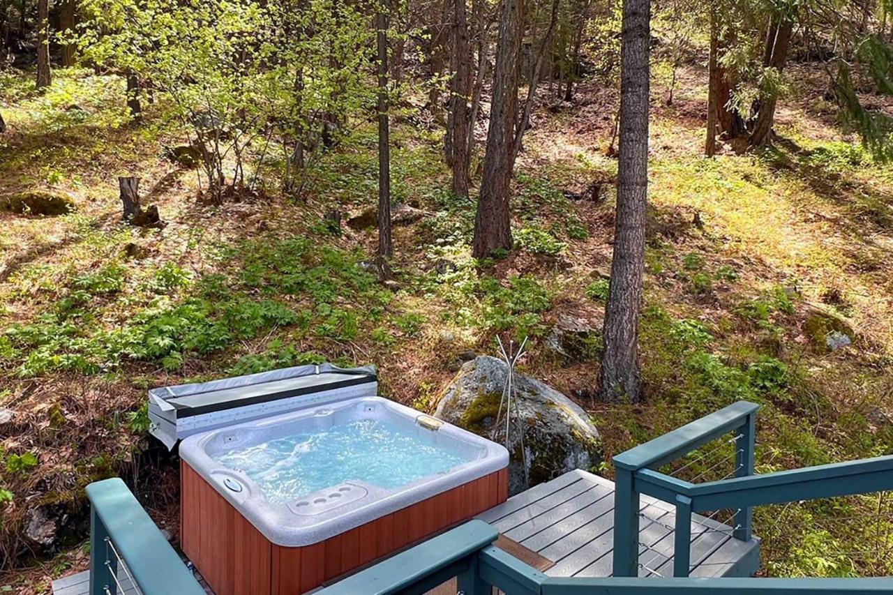 הוילה ליבנוורת' Tamarack Haus Hot Tub And Ev Charging Walk Dtwn! מראה חיצוני תמונה